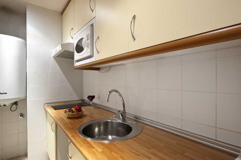 Exe Suites 33 Μαδρίτη Εξωτερικό φωτογραφία